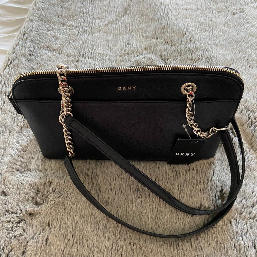 NWT DKNY BRYANT TOP ZIP CROSSBODY BAG PURSE BLACK